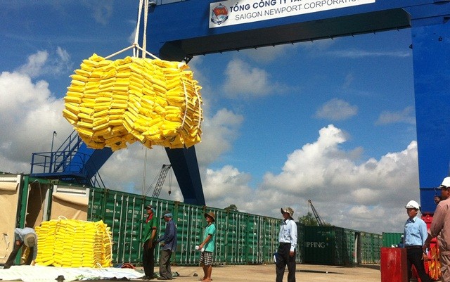 Mekong Delta lures investment in logistics - ảnh 1